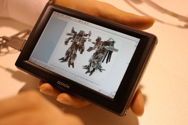 Illustration for article titled Stylus-On With The Cowon Q5 (Verdict: Not Good at All)